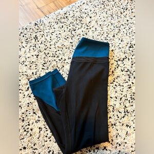 Black and Teal athleta Leggings
